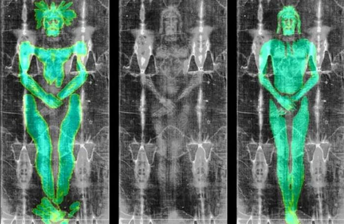 Смоделированные отпечатки на Туринской плащанице (зелёный цвет) и реальное изображение тела (в центре) / Фото: Cicero Moraes