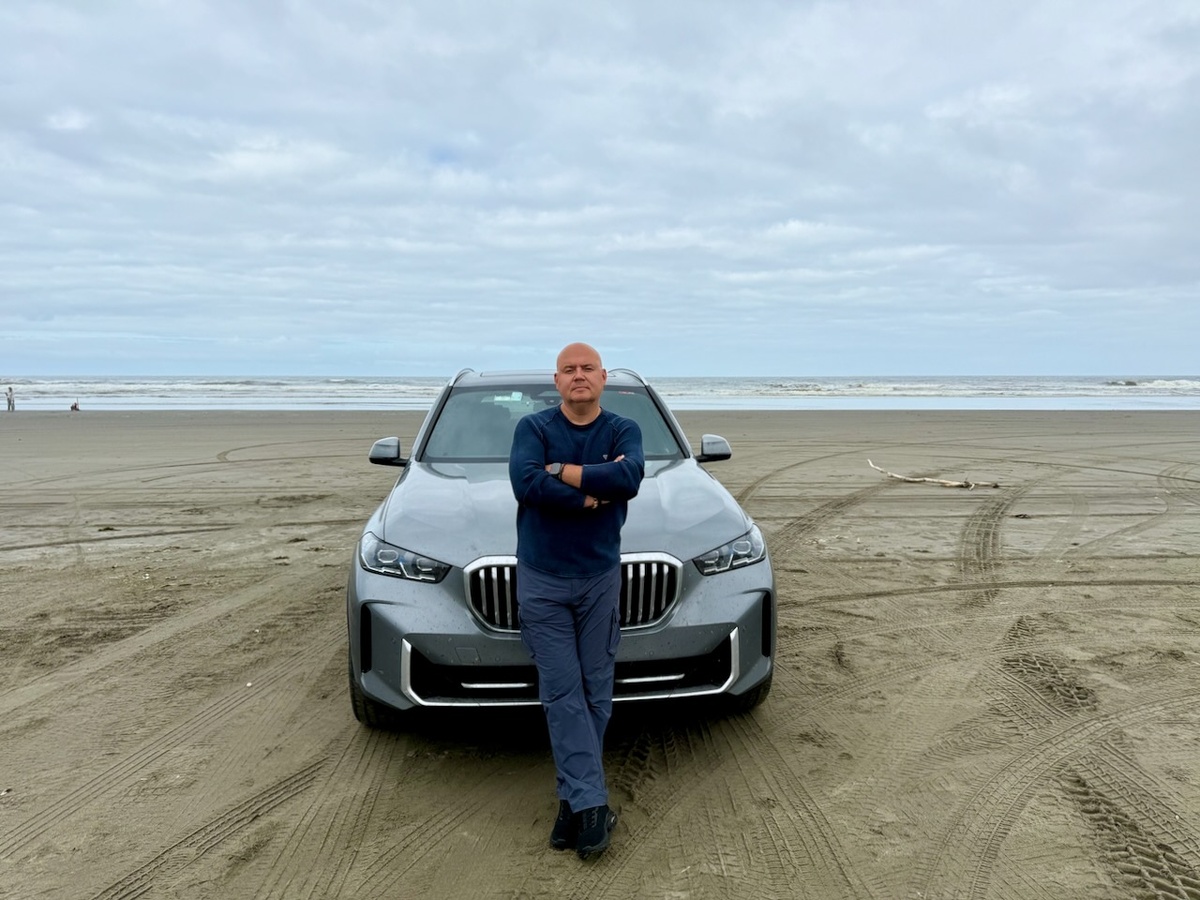 После того, как вчера увидел машины на пляже, не мог удержаться не заехать также на берег перед выездом...😉