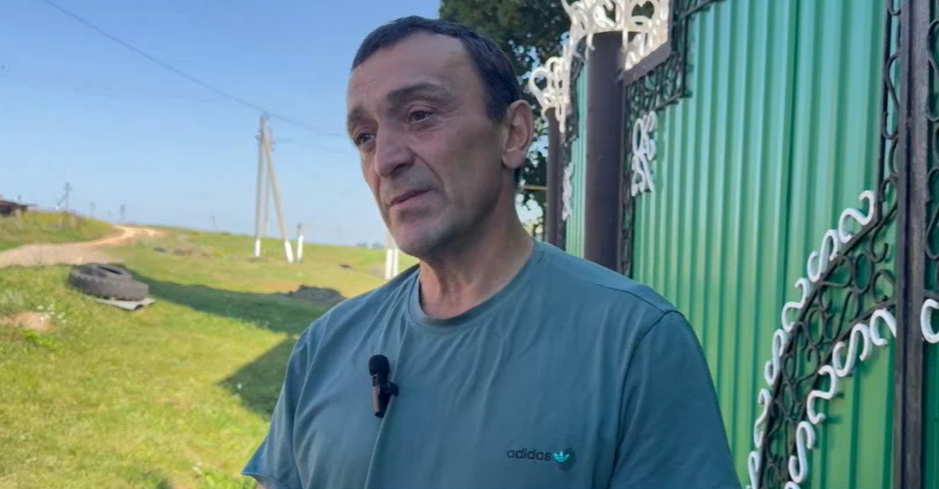    Азат Ярмухаметов не прошёл мимо чужой беды и спас сразу пять жизней. Фото: кадр из видео «Татарстан24»