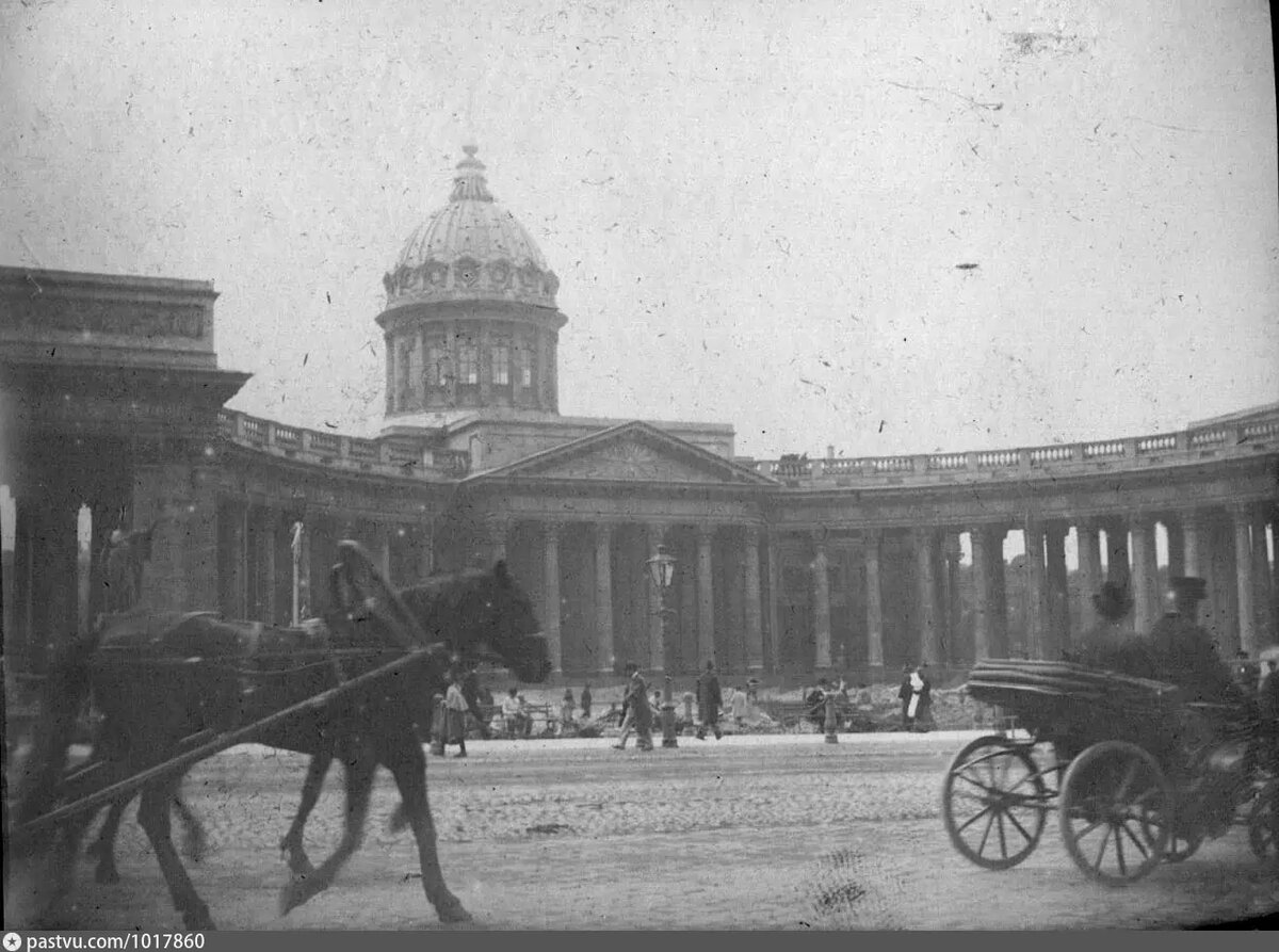 Казанский собор до революции.