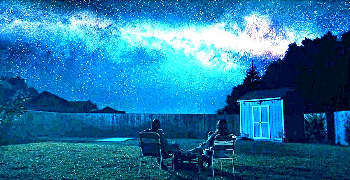 "- А я и самовар раздул, и веточек… этих… - Можжевеловых. - Можжевеловых. Чтоб дымок был. Ведь кто же, кроме тебя, звезды-то считать будет?!"© Цитата из другой вселенной