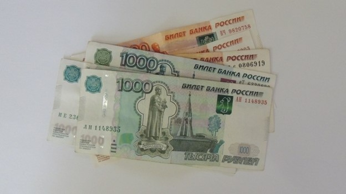 И зачем я почти 40 лет трудился? Недавно узнал и хожу теперь злой и грустный - если бы не работал, то пенсию бы получал на 3800 руб. меньше