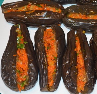 БАКЛАЖАНЫ, МАРИНОВАННЫЕ С МОРКОВЬЮ