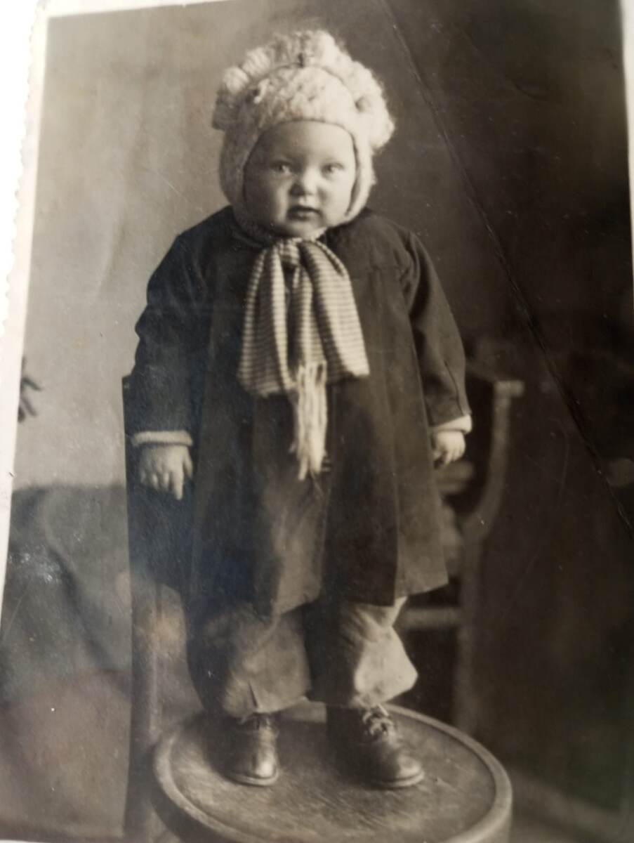 Это Я в детстве