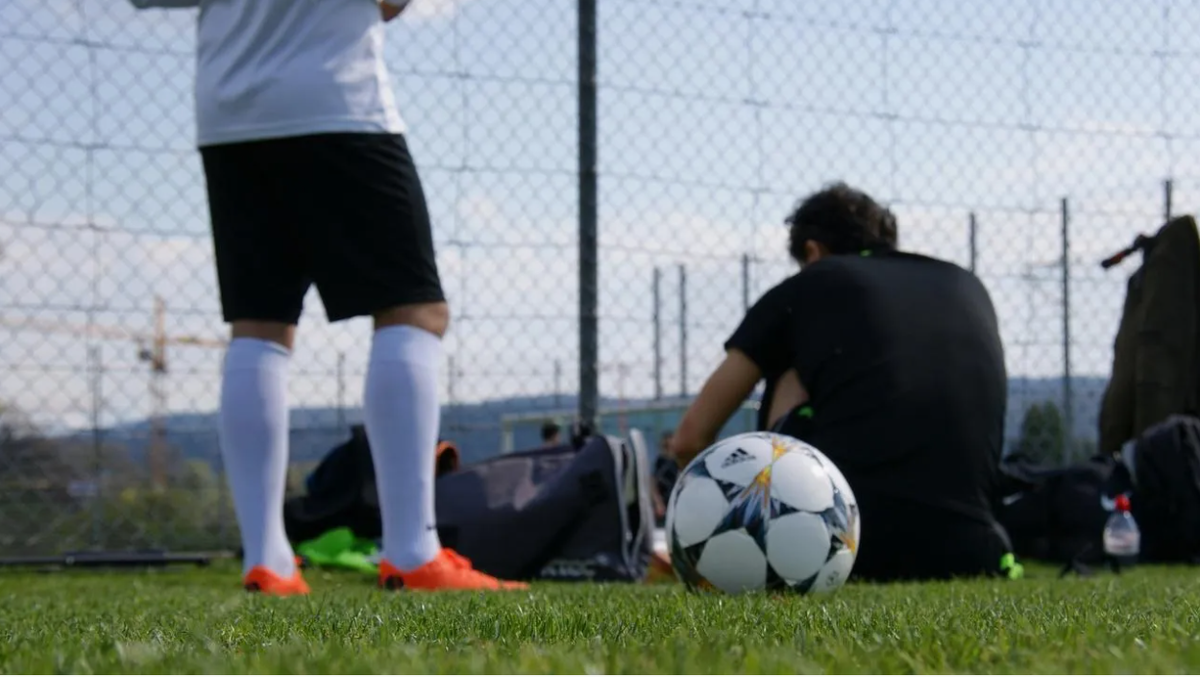    С Украины бегут футболисты. Вратарь ФК «Кривбасс» Омельченко исчез на сборах в Словении