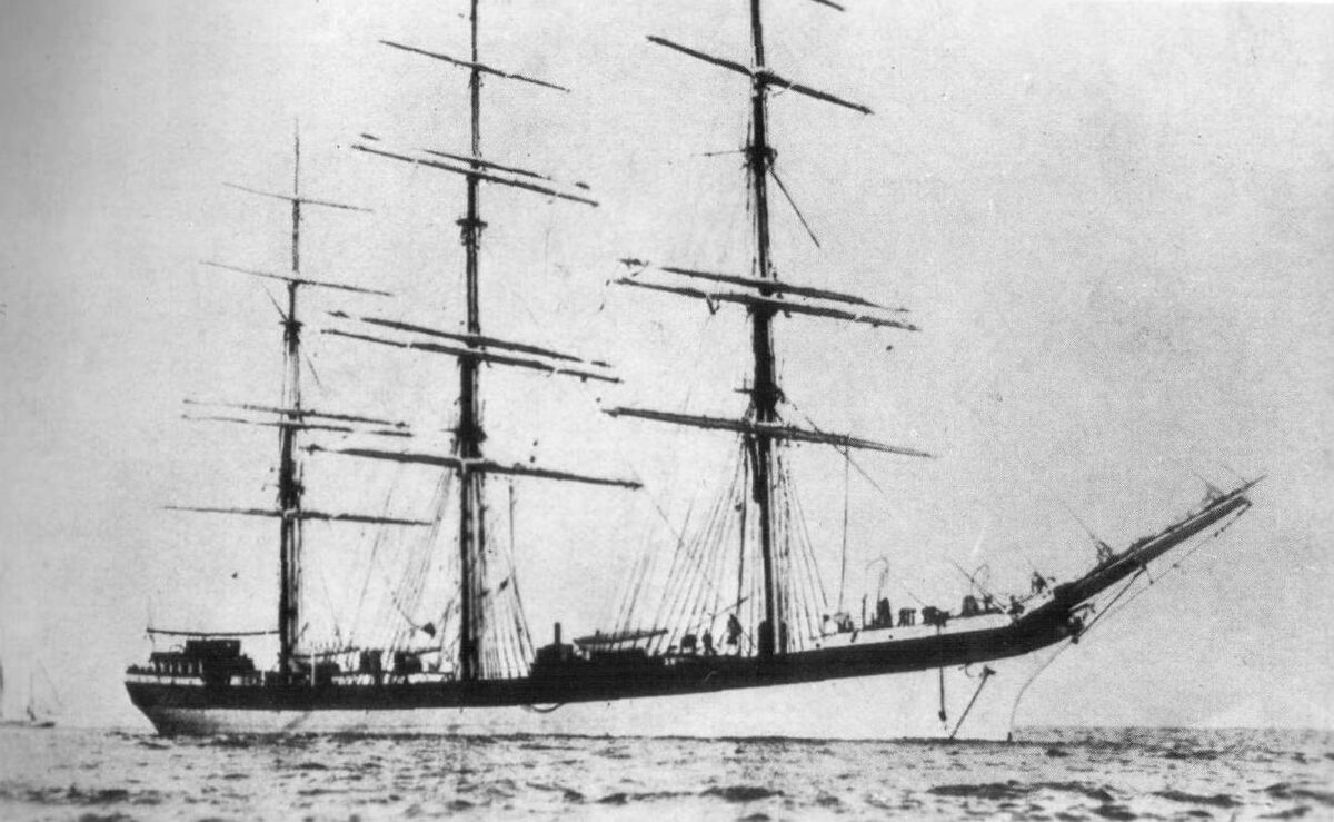 Парусник Pass of Balmaha