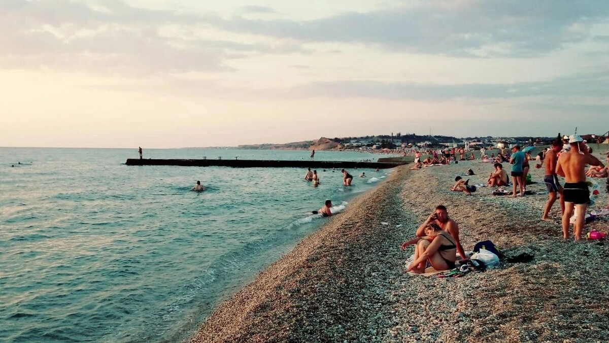    Севастополь, пляж Любимовка. Фото: Sevastopol Life/google.com/maps