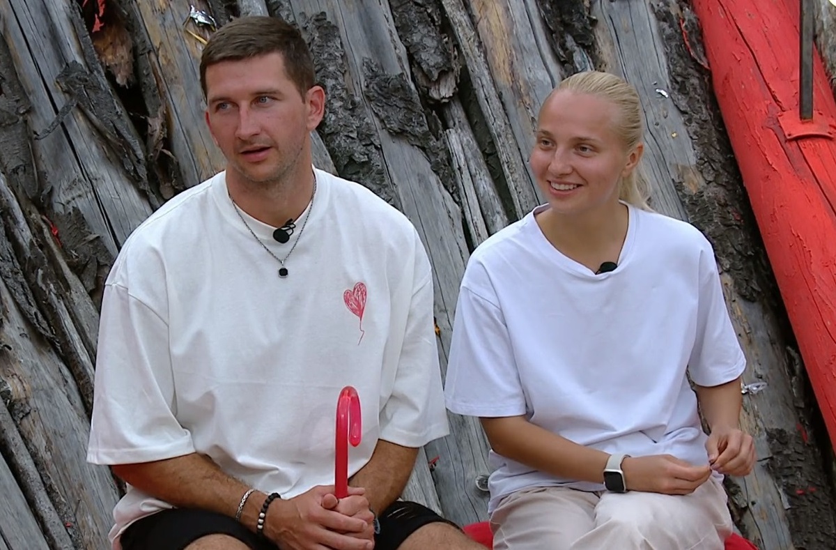 Дмитрий Луковкин и Настя Филиппова (фото из эфира на «Okko»)