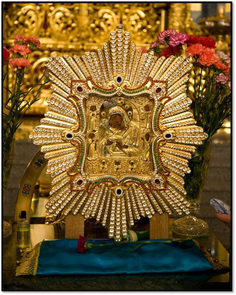 Почаевская икона Божией Матери в Свято-Успенской Почаевской Лавре