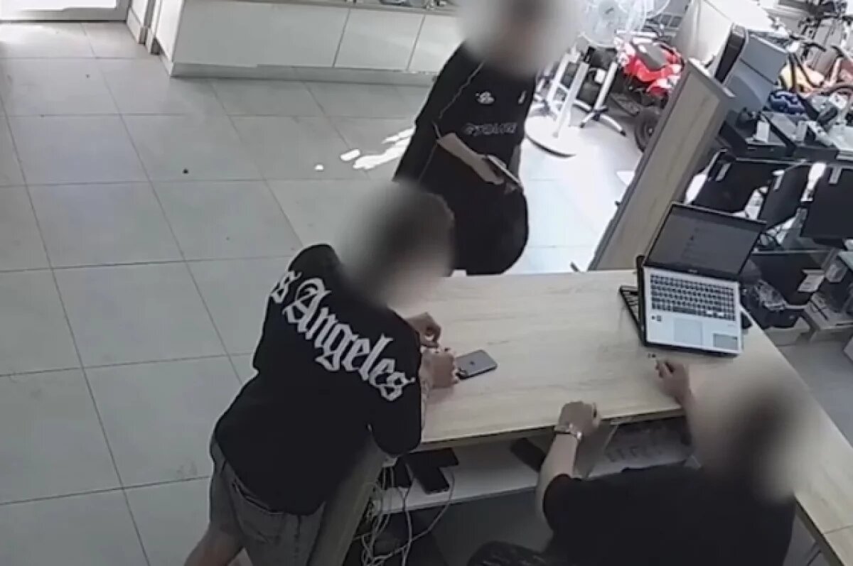    10 лет тюрьмы грозит тольяттинцу за попытку ограбить магазин