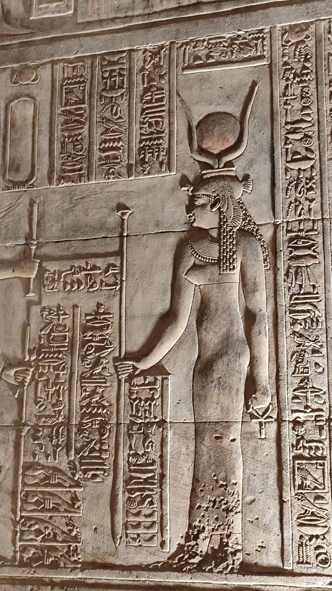 Богиня Хатор, Дендера, Египет