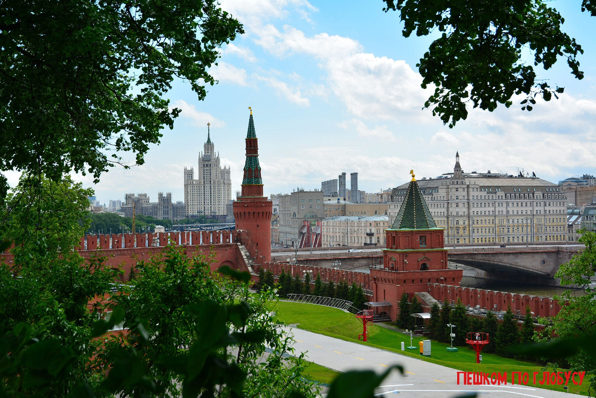 Москва в зелени