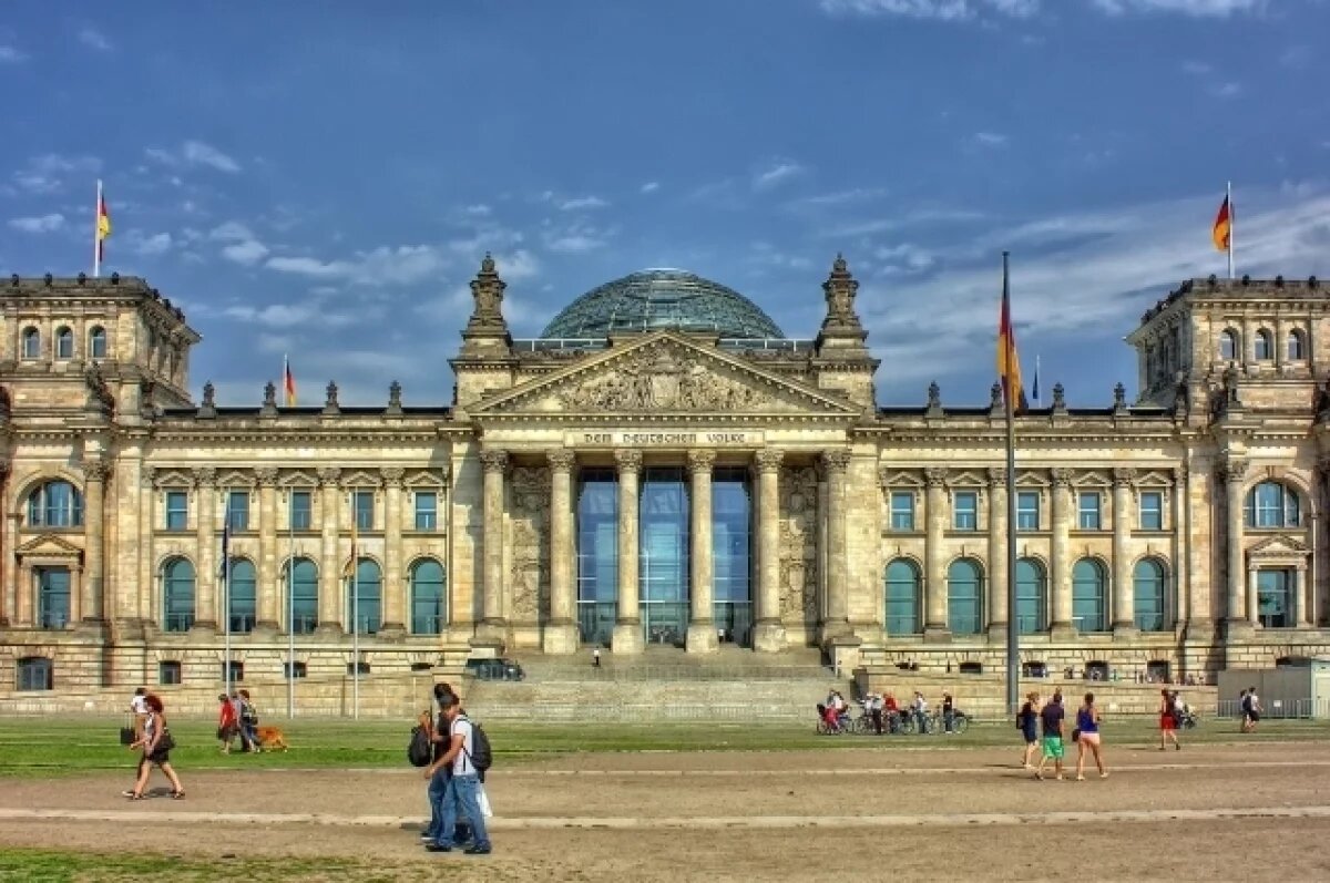    Telegraph: 59% опрошенных немцев не стали бы защищать Германию от нападения