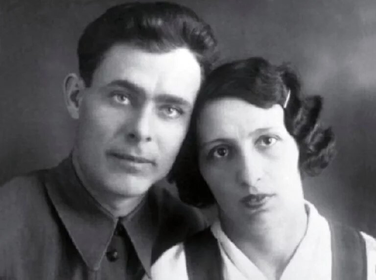 Леонид и Виктория. 