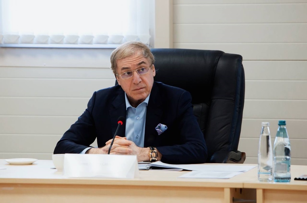 Михаил Гуцериев фото