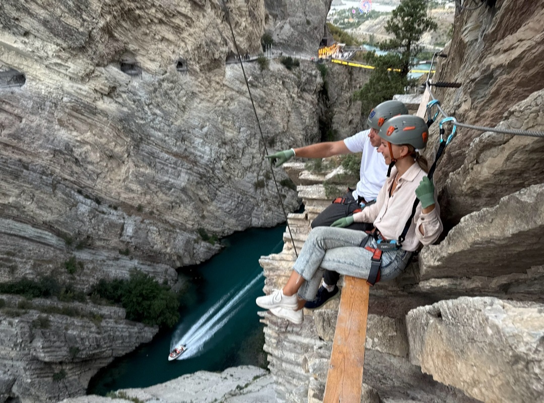 Экстрим-тропа по Сулакскому каньону у пещеры Нохъо