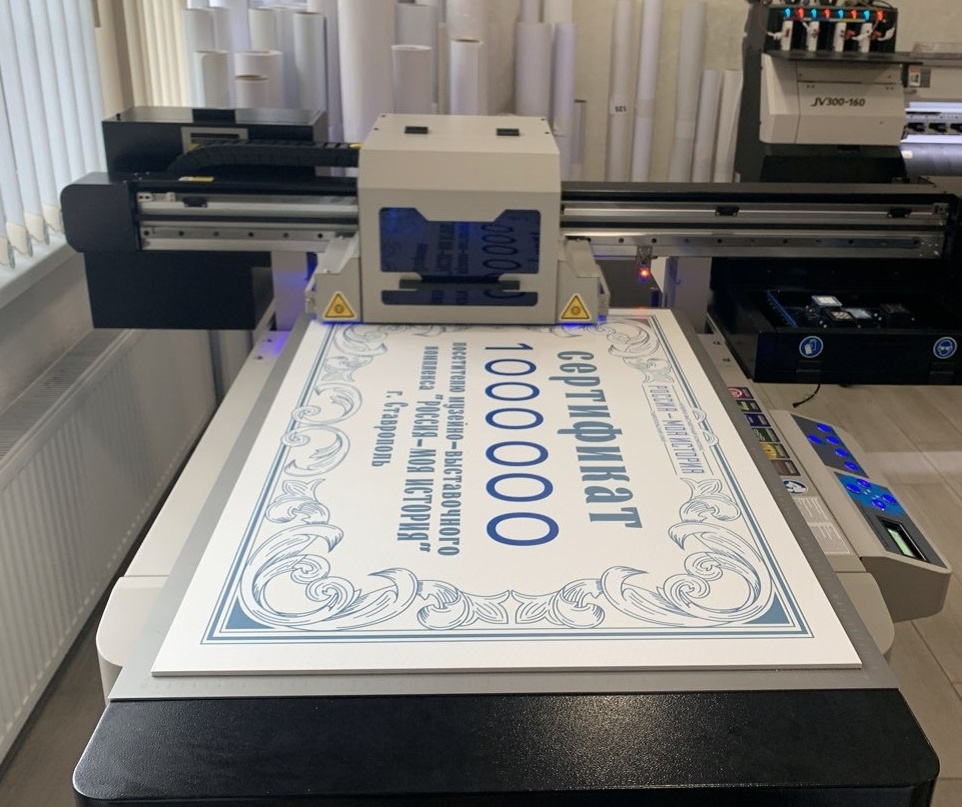 Плашетная УФ печать на ПВХ в Ставрополе