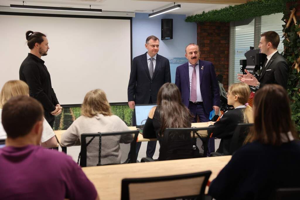    Фото: сайт Правительства РО Веселовские вести