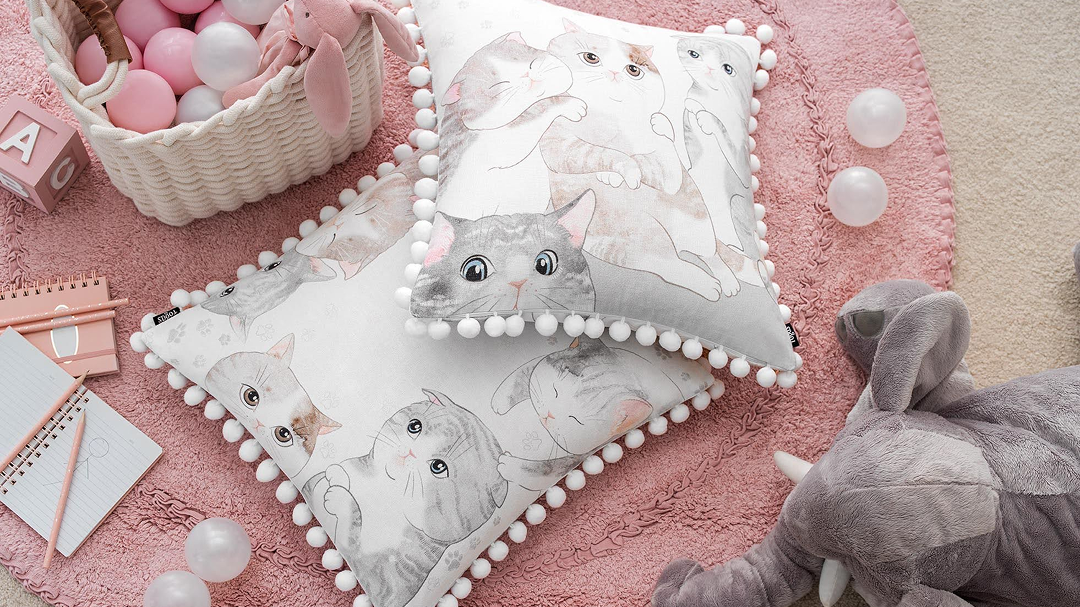 Декоративная подушка «Китти»