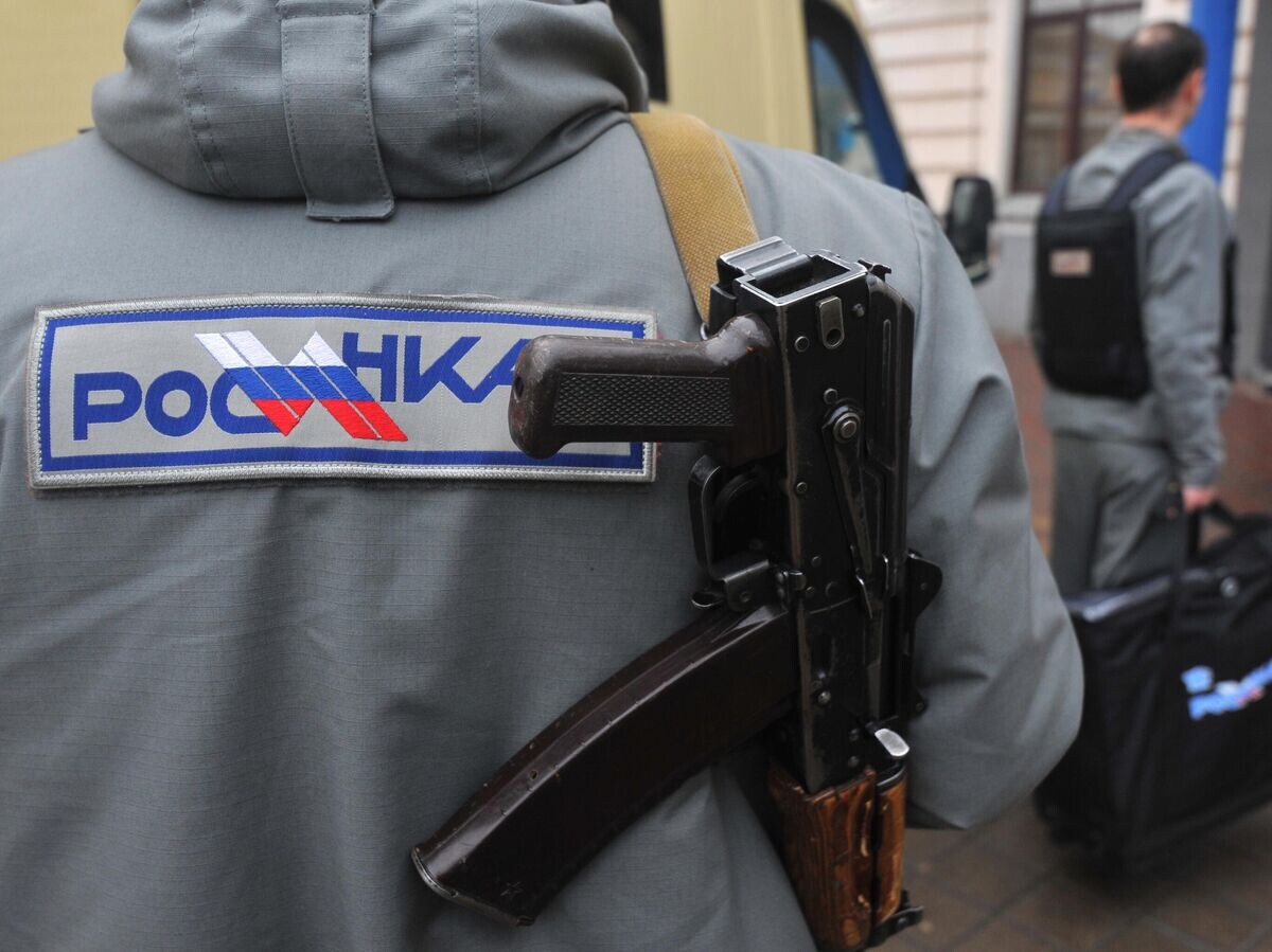    Инкассаторы© РИА Новости / Алексей Сухоруков