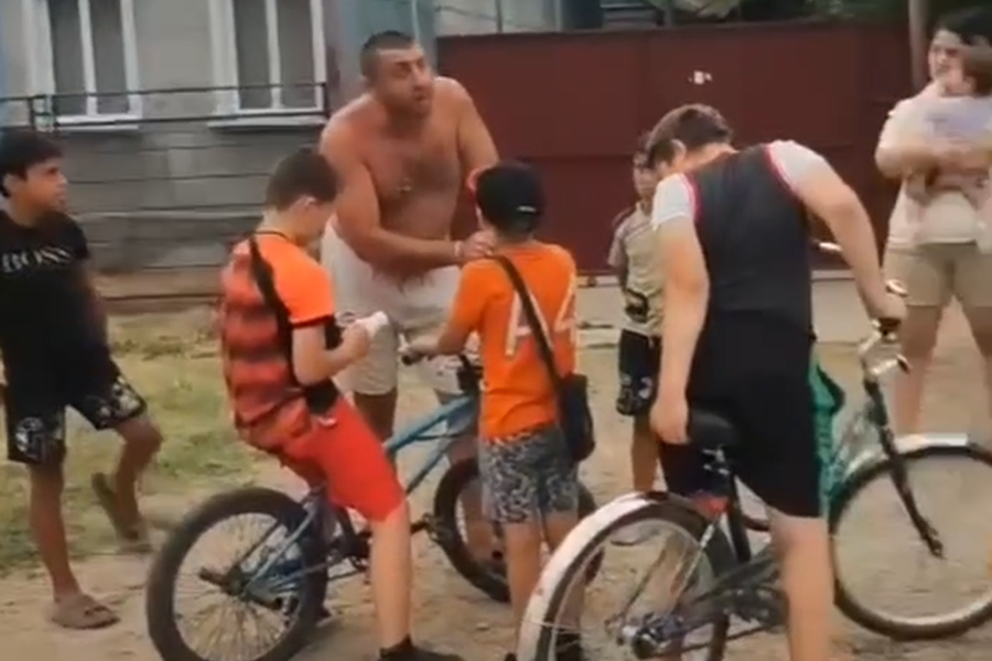 Фото6 скрин-шот видео из телеграм-канала Поздняков