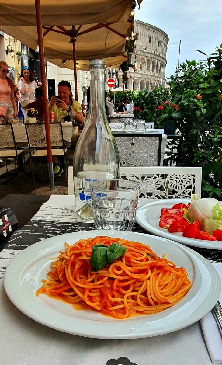 я и фоткала то чисто для себя, не ради того,  чтобы показать когда нибудь 