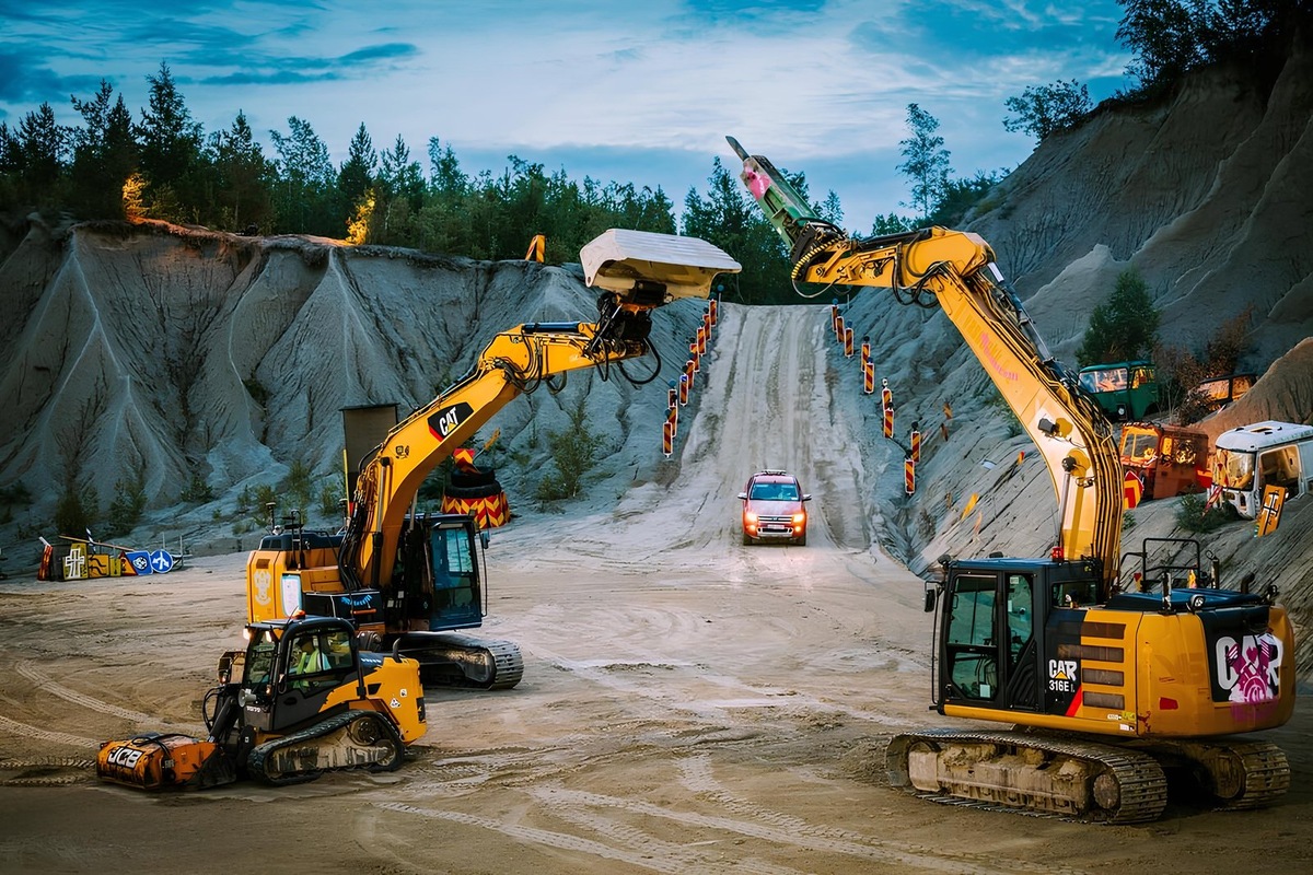    Каждое «действие» в спектакле выстроено как техническая хореография