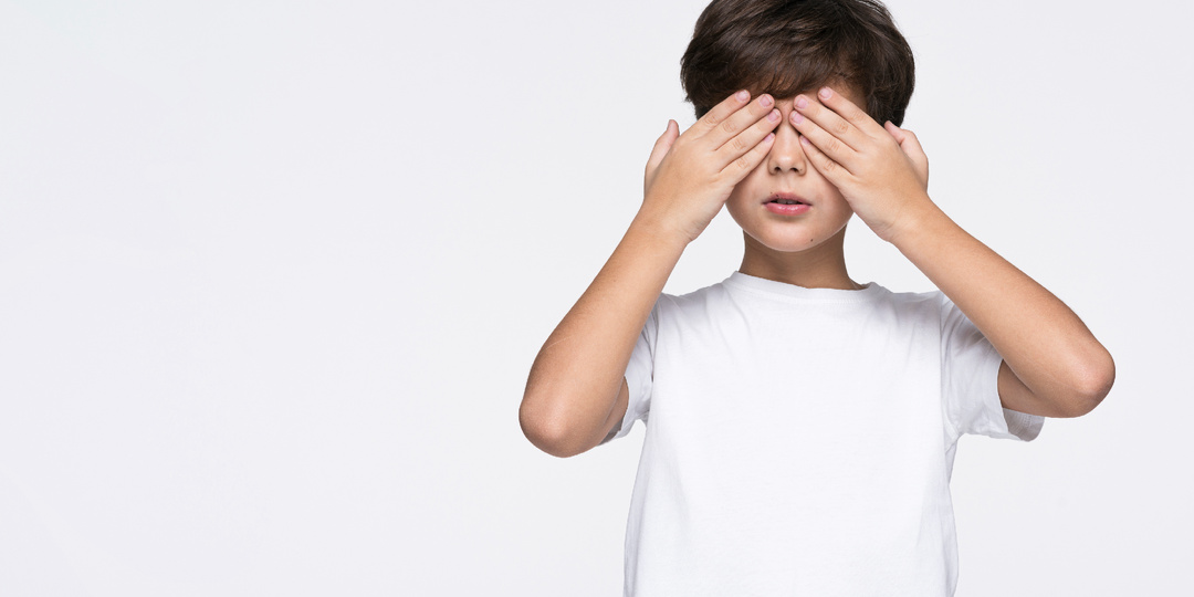 Ребенок с РАС: рядом, но будто за невидимым стеклом