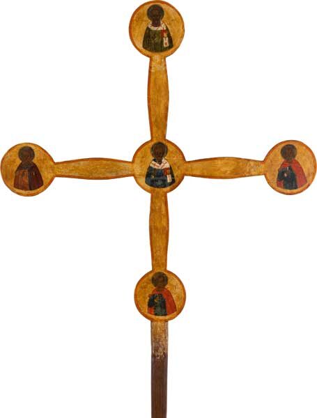 КРЕСТ ЗАПРЕСТОЛЬНЫЙ ВЫНОСНОЙ. Вторая четверть – середина XVI века. Вологда.Дерево, темпера. 117,5 × 67,5 × 2,5 см (размер крестовой части – 67,5 × 67,5 × 2,5 см). Оборотная сторона. Собрание Музея им. Андрея Рублева
