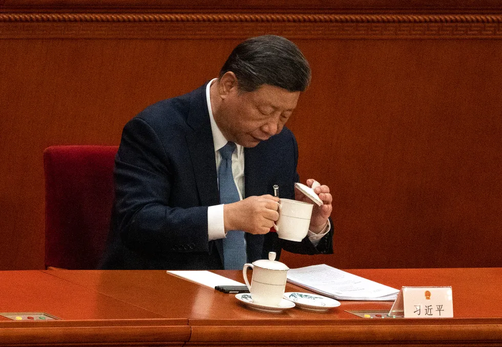 Председатель КНР Си Цзиньпин на сессии Всекитайского собрания народных представителей (парламента Китая). 8 марта 2025 год