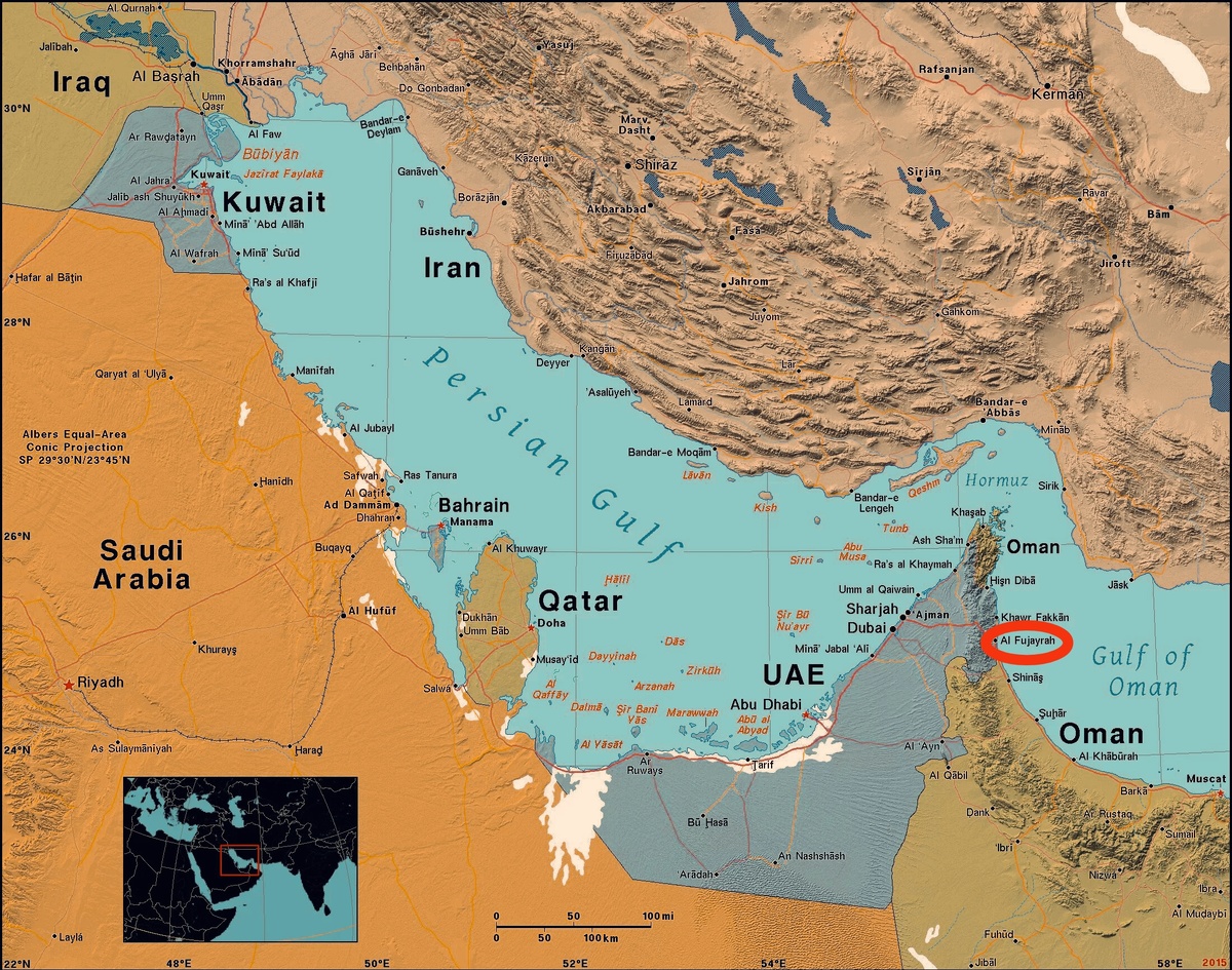 Карта Персидского и части Оманского заливов. Фуджейра выделена красным кругом