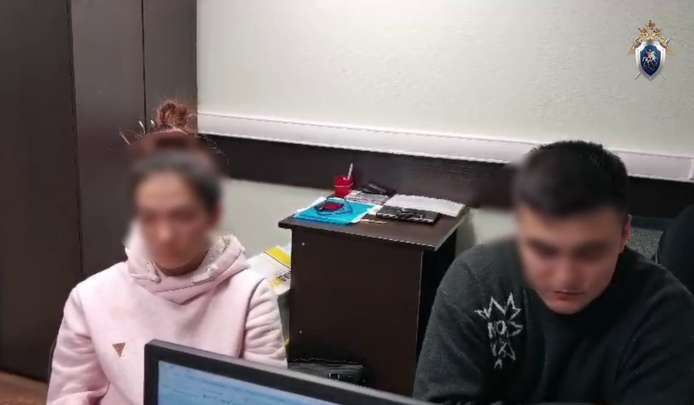 Для общения со следователем Севинче потребовался переводчик. ФОТО: СЛедком по Санкт-Петербургу.