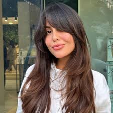 Хочется заколоть невидимками)  