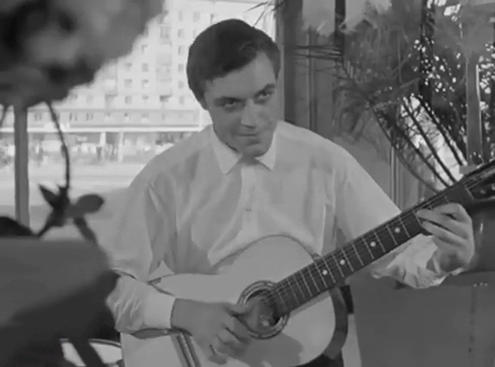 Александр Денисов в фильме «День приезда… день отъезда!»