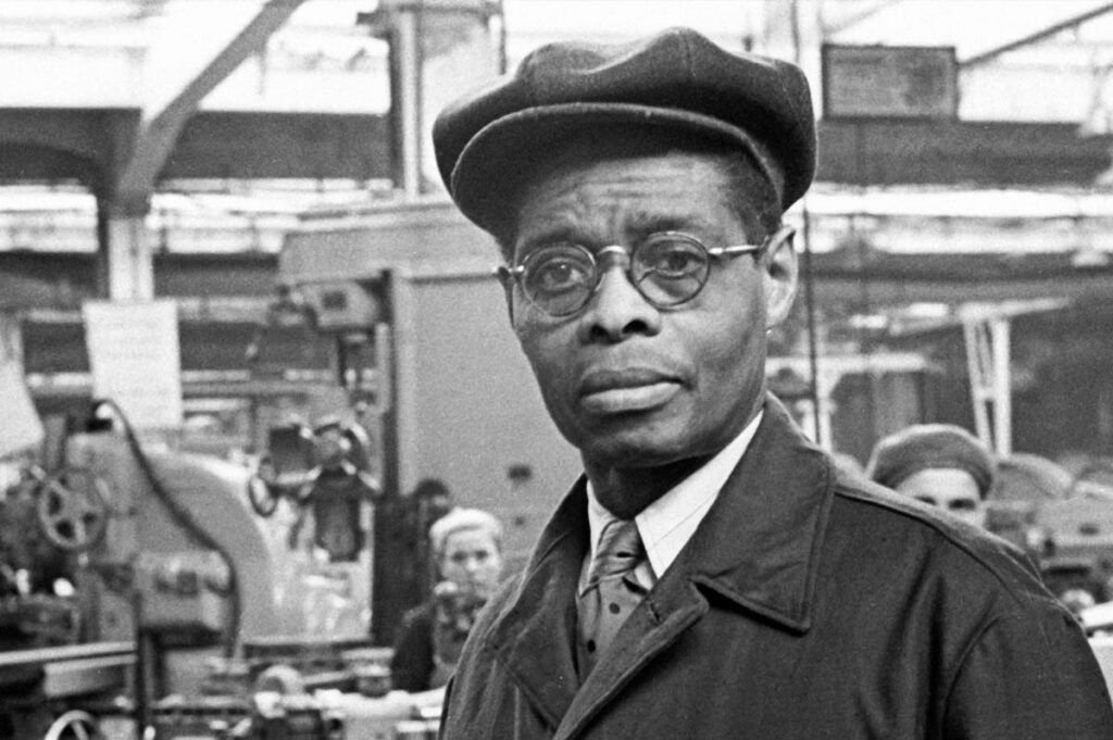 Роберт Робинсон