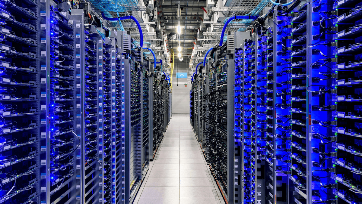 Выбираем хостинг в 2025. Источник: Яндекс картинки