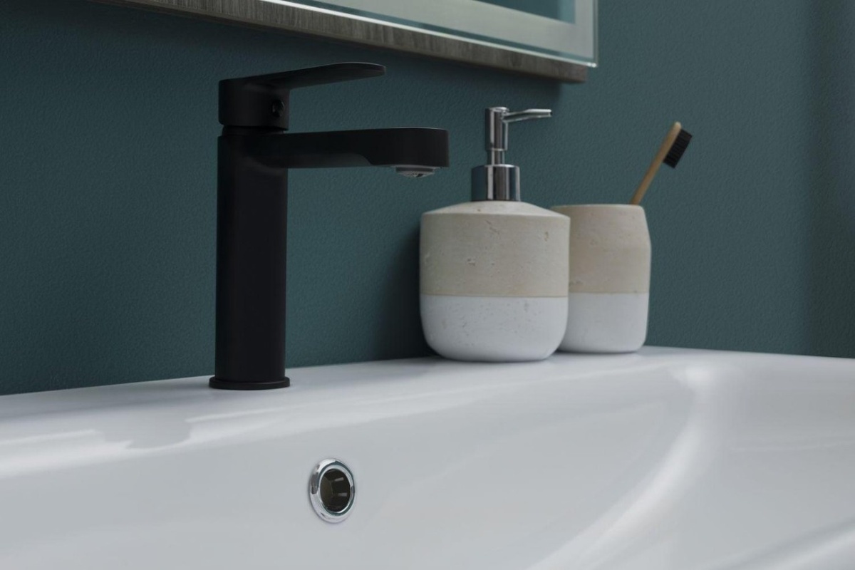 Смеситель для раковины Aquanet Passion AF300-10B в Москве