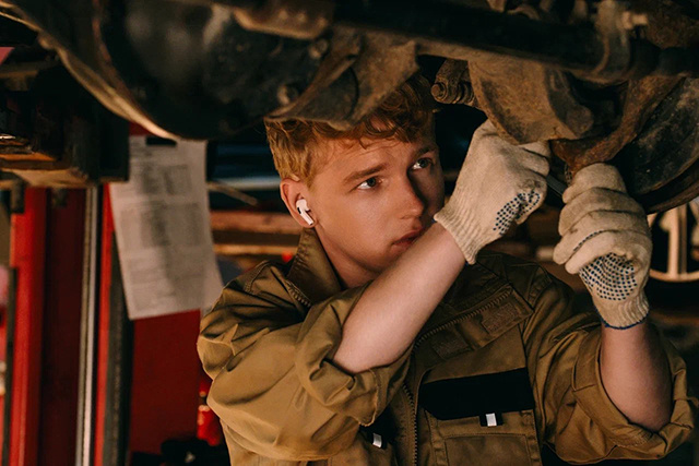    Наш земляк начал активно сниматься с 2022 года