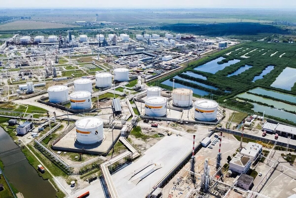 Панорама Славянского НПЗ. Источник: Яндекс.Картинки