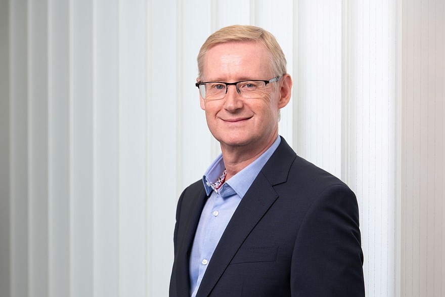    Адриан Марделл