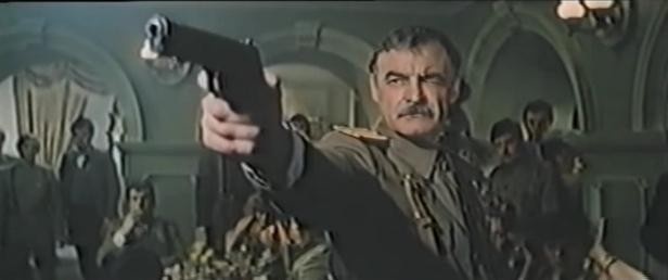 Кадр из фильма "Бастион" (1983), посвященного событиям вокруг обороны Кушки.