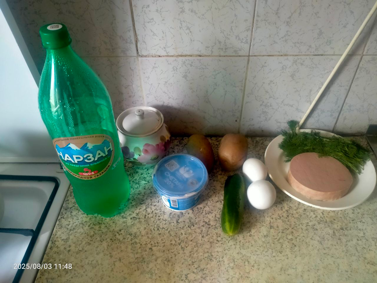 Продукты, необходимые для приготовления окрошки