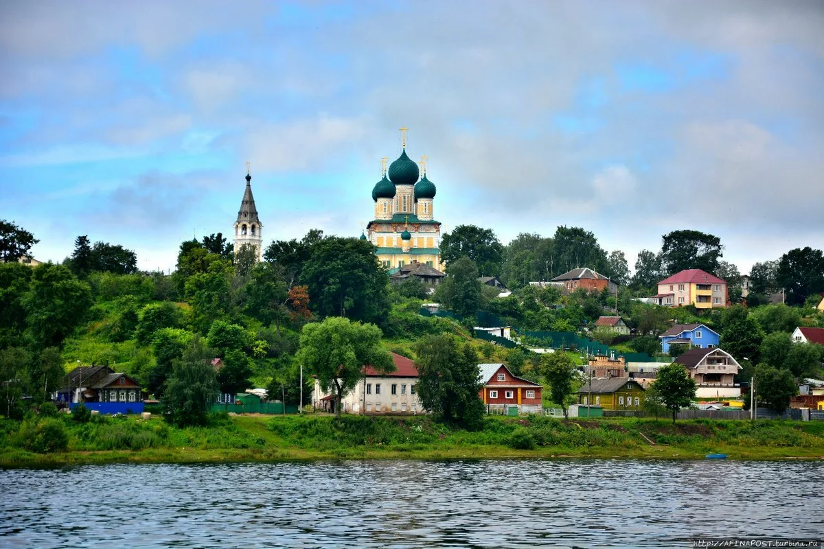Вид Тутаева с просторов интернета