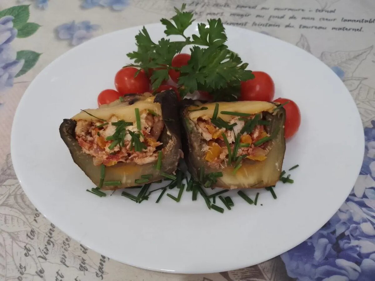 Баклажаны с мясом и сыром, в духовке