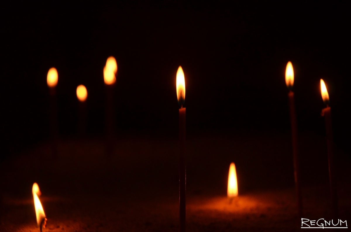    Траур / Источник: Марина Каширская © ИА REGNUM