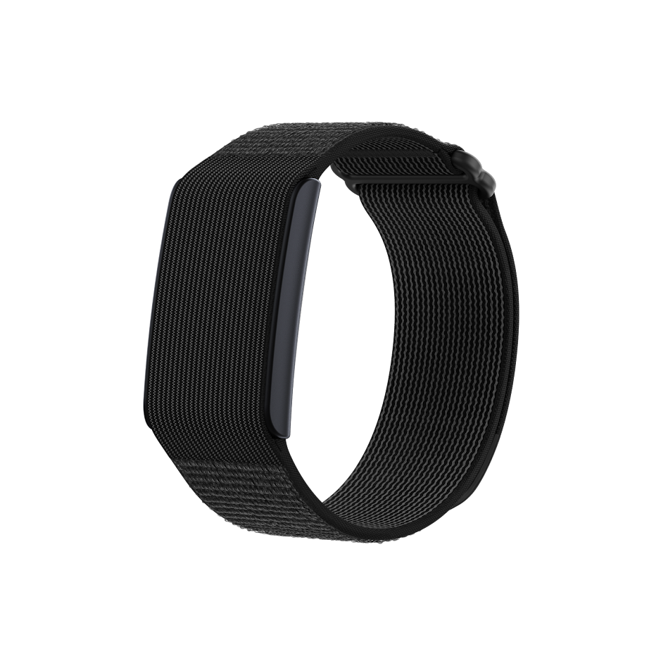    Фитнес-трекер Amazfit Helio Strap поступил в продажу в России