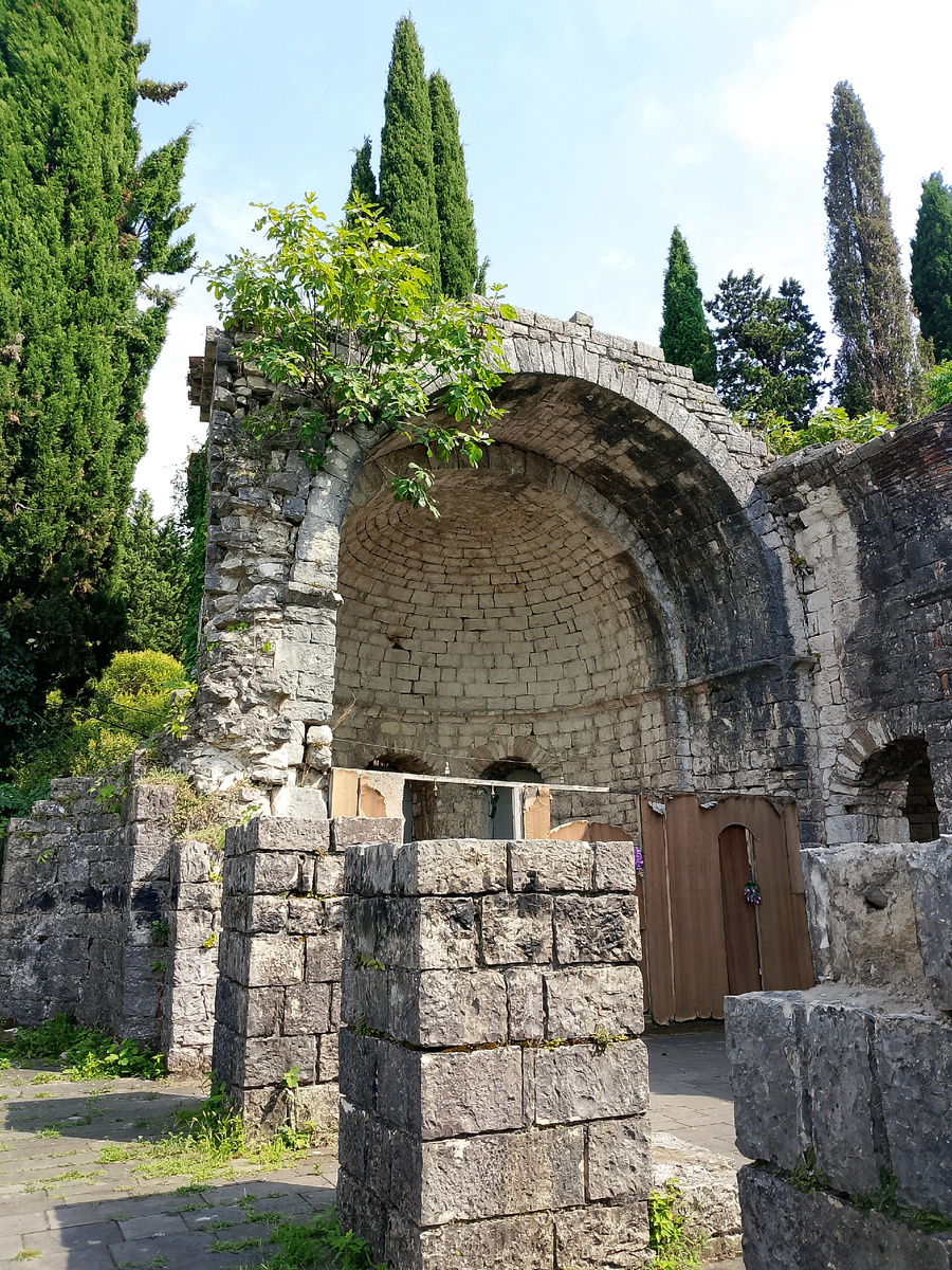 Апсида базилики