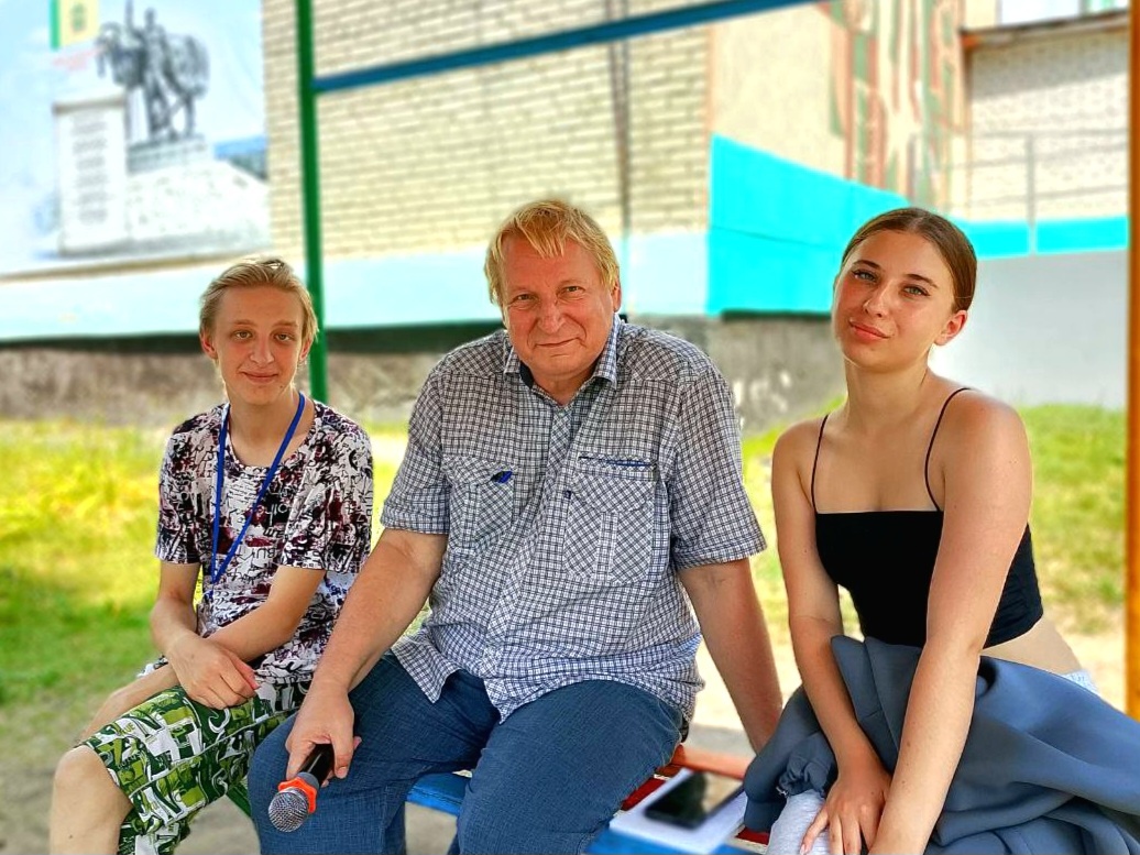 Мои собеседники сегодня - будущие "акулы пера"