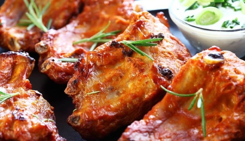 Свиные ребрышки: тонкости выбора и приготовления