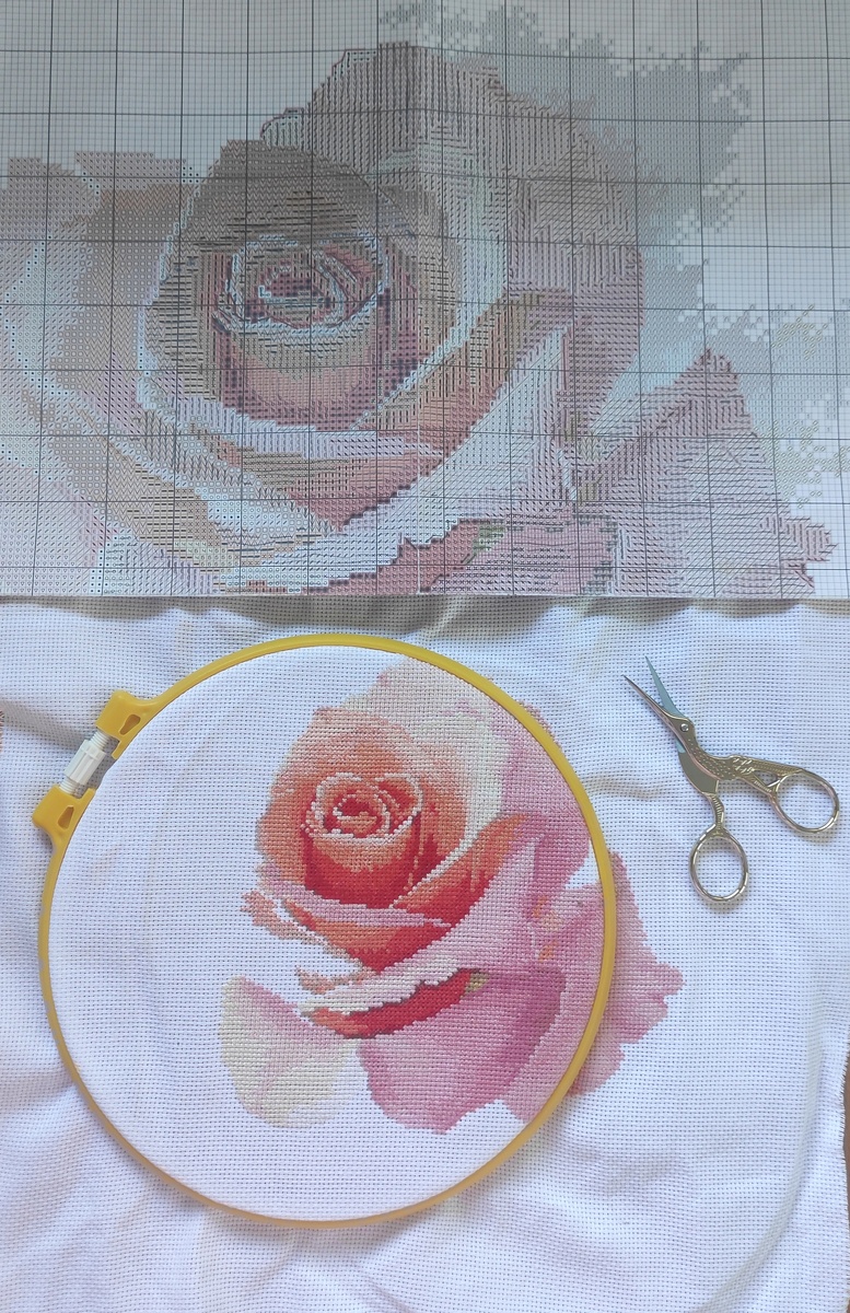 Ещё один лепесток готов